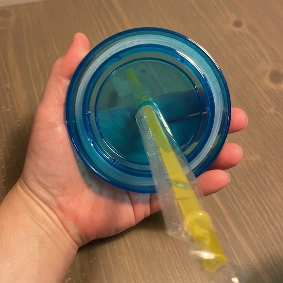 Hogwarts Wizard in Training glitter tumbler. - Picture 3 of 3